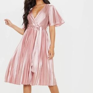 NWT Pretty Little Thing Satin Dress